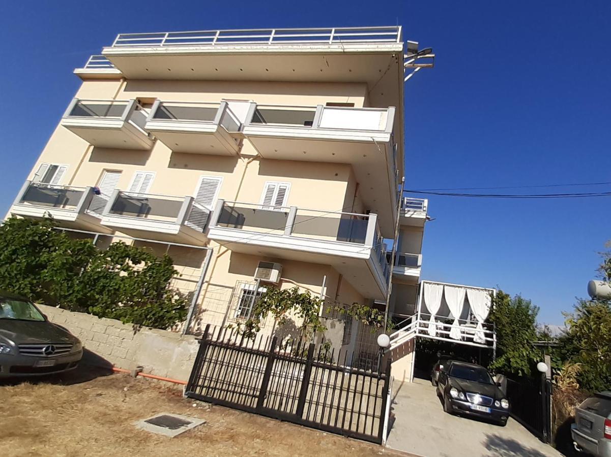 Collaku Apartment'S Vlorë エクステリア 写真