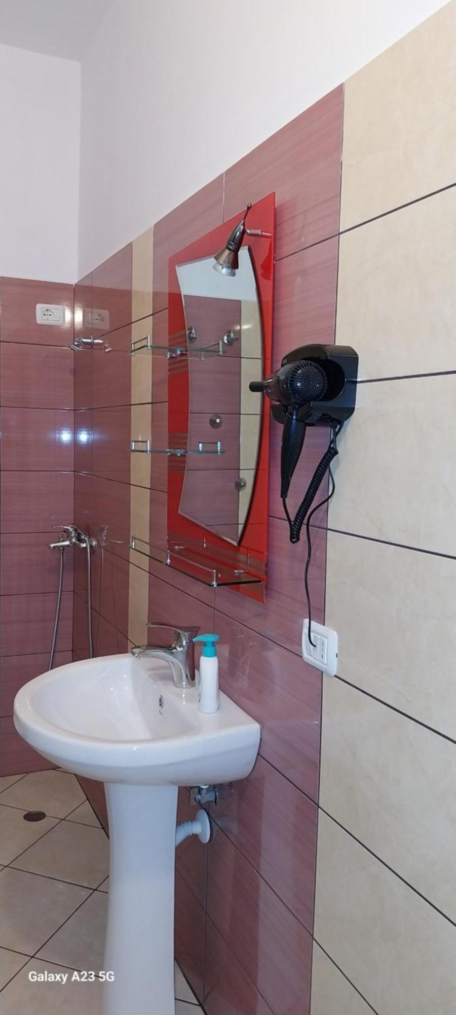 Collaku Apartment'S Vlorë エクステリア 写真
